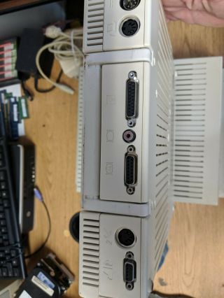 Vintage Apple 2c IIc Computer Model A2S4000 - Powers on 4