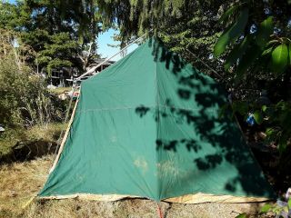 Vtg NOS Wenzel 8 ' x 10 ' Canvas Tent 7 ' center peak 4 - 6 person Complete w/ stakes 3