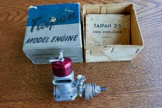 Vintage Taipan Mk5 2.  5 Cc,  Diesel Model Aeroplane / Airplane Engine Near Nib