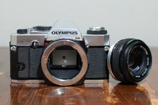 Vintage Olympus OMG OM - 20 35mm SLR Analog Film Camera w/ Zuiko 50mm 1.  8 lens 5