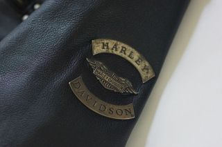 Harley Davidson Mens Vintage Cruiser Embossed Eagle Metal Badge Leather Jacket L 9