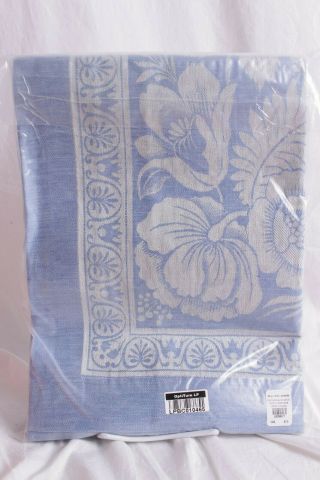 Nwt Williams Sonoma Vintage Floral Jacquard Tablecloth,  70 X 90 ",  Blue