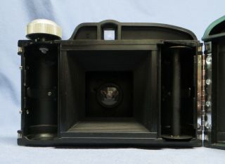 Rare Vintage 1950s Turquoise BEACON TWO - TWENTY FIVE Camera w/Flash & Case 6