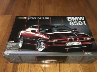 1/24 SCALE REVELL PREMIUM 7183 BMW 850i PLASTIC MODEL Car Kit Vintage Toy 850 I 2