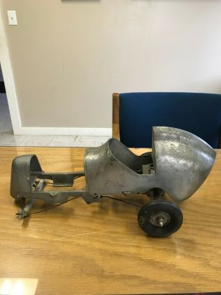 Vintage 1930s Speed Chief tether car 5