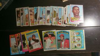 400 count box of Vintage Baseball Cards RC 1960s 1970s Nolan Ryan Reggie Jackson 4