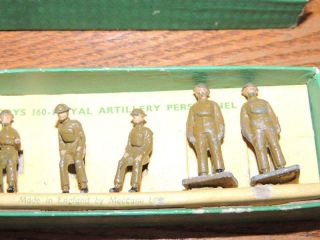 Vintage DINKY TOYS No.  160 ROYAL ARTILLERY PERSONNEL with insert 3