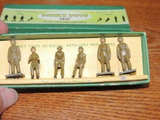 Vintage DINKY TOYS No.  160 ROYAL ARTILLERY PERSONNEL with insert 5
