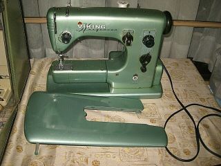 Vintage Husqvarna Viking Automatic Type 21 Sewing Machine W/Foot Pedal 4