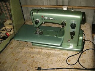 Vintage Husqvarna Viking Automatic Type 21 Sewing Machine W/Foot Pedal 6