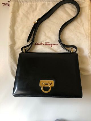 Vintage Ferragamo Black Leather Gancini Handbag Dd21 7160