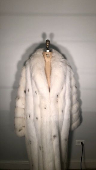 Vintage 80’s Saga Furs White Arctic Fox Full Length Fur Coat 10