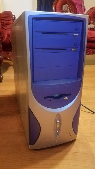Vintage Custom PC - 17 Year Old Computer - Windows XP Professional Desktop 3