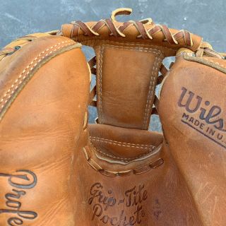 Vintage WILSON 1592 Professional Model Leather Baseball Catchers Glove Mitt RHT 4