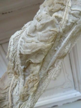 STUNNING Old Antique Victorian CHILD ' S GIRL DRESS Net Lace Sheer Fabric Ruffles 7