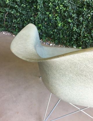 Vintage Charles,  Ray Eames LAR Herman Miller Sea Foam Shell Chair Low Wire Base 6