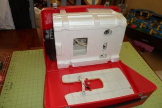 Vintage Bernina Record 830 Electric Sewing Machine with Hard Case,  Foot Pedal 9
