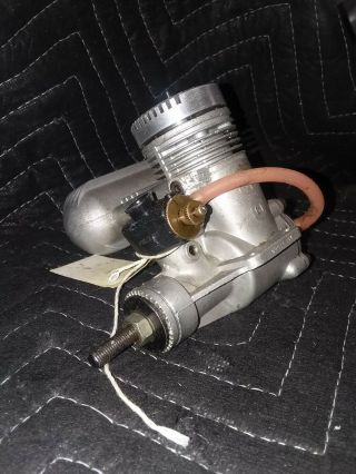 Vintage K&b 61 R/c Engine W/muffler And Perry Pump & Carb