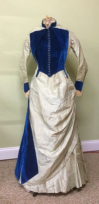 Antique Victorian 1860’s Silk Taffeta And Velvet Dress With Bustle