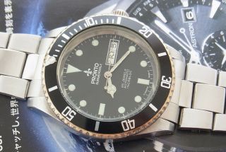 Vintage Pronto Submersible Diver Automatic 25 Jewels Swiss Made Watch