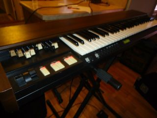 Vintage HAMMOND XB - 2 Electronic Organ Keyboard With Mars Travel Case 2
