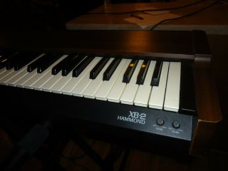 Vintage HAMMOND XB - 2 Electronic Organ Keyboard With Mars Travel Case 7