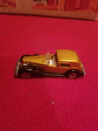 Vintage Hot Wheels Tune Up Tower (Plus 1935 Style Cadillac 1981 Mattel) 5
