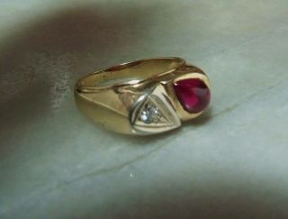 Art Deco Vintage 14k Gold Ruby Diamond Men ' s or Women ' s Size 10 & 9.  5 Ring 7