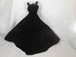 Vintage Madame Alexander 1950 ' s CISSY Black Velvet Gown,  Stole and Slip 2173 3