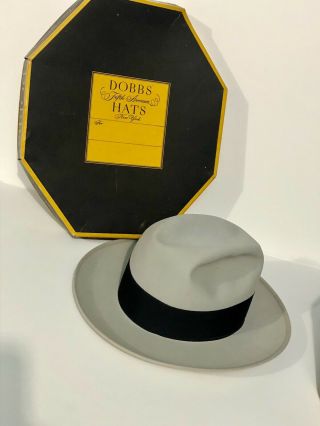 Vintage Dobbs Fedora Men’s Hat With Box Size 7 1/8 Smokey Joes Chicago