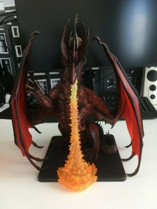 Dungeons & Dragons Colossal Red Dragon Limited Edition Very Rare