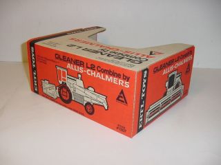 1/32 Vintage Allis Chalmers L2 Gleaner Combine W/Super Box by ERTL 4