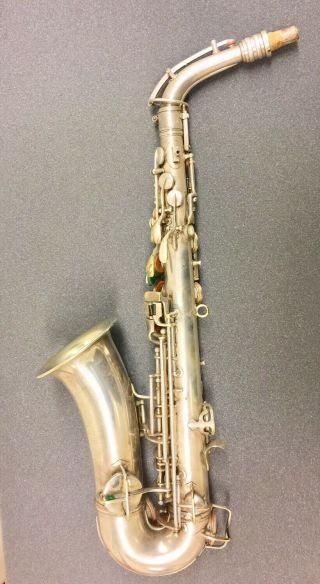 Vintage alto saxophone Conn 2