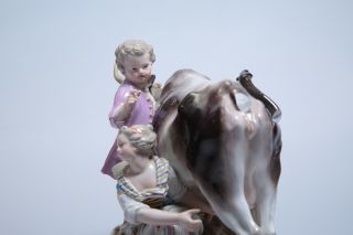 19th C.  Fine Meissen Porcelain Figural Group cow and children 7