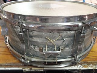 Vintage Ludwig Snare Drum 8 Lug 14x5 Orchestra Batter 407135 Chicago. 6