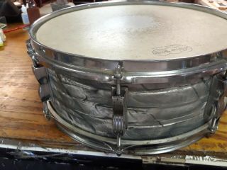 Vintage Ludwig Snare Drum 8 Lug 14x5 Orchestra Batter 407135 Chicago. 7