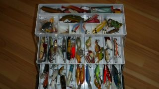 Vintage Tackle Box Loaded With Vintage Fishing Lures = Over 80 Lures