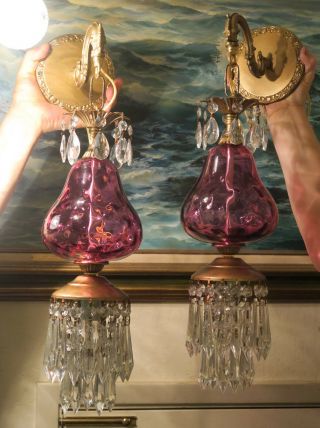 2 Vintage Fenton Victorian Cranberry art Glass Bronze Brass Sconces lamp crystal 10