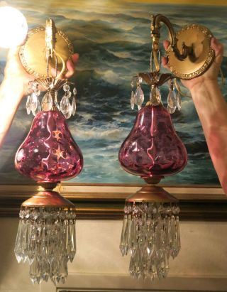 2 Vintage Fenton Victorian Cranberry art Glass Bronze Brass Sconces lamp crystal 4