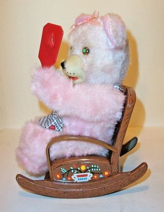 VERY RARE 1950 ' s BATTERY OPERATED MAKE - UP BEAR TIN LITHO TOY MT Co.  JAPAN 6