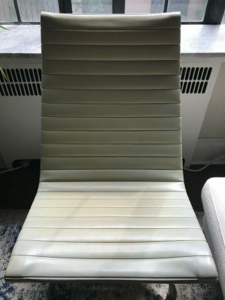 Charles Eames Herman Miller Aluminum Lounge Chair Mdm