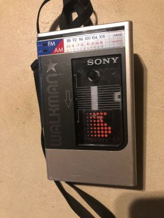 Rare Vintage Sony Wm - F8 Walkman Cassette Player Fm Radio Japan 80s Strap