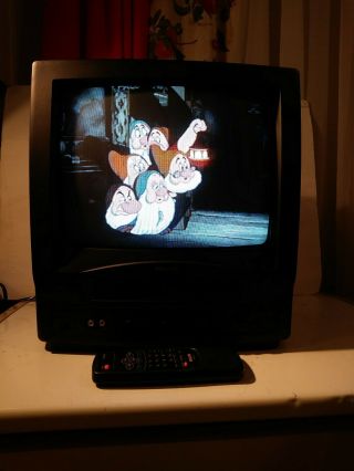 Vintage Philips CCB130AT02 13 ' CRT TV/VCR/GAMING Television with remote. 2