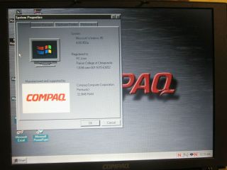 Vintage Compaq Armada 4131T Pentium 133MHz 32MB RAM Windows 95 A w/ Dock 3