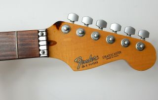 Fender 1989 Vintage American Stratocaster Plus Neck W/roller Nut,  Locking Tuners