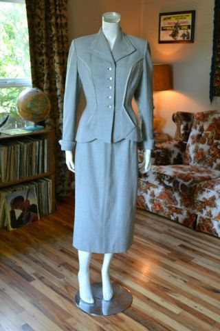 1940s Vintage Lilli Ann Gray Wool Rhinestone Button Tailored Skirt Suit M