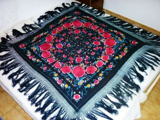 ANTIQUE BLACK SILK HEAVILY EMBROIDERED HUGE PIANO SHAWL 3