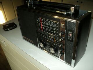 Vintage Sears Am Fm Sw Shortwave Multiband Radio Great Shape