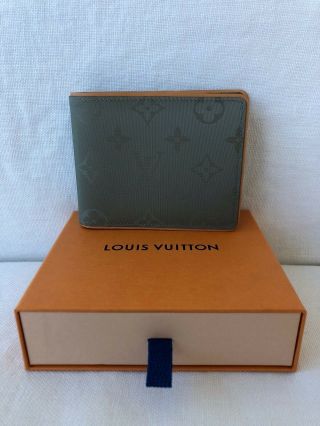 Rare Louis Vuitton Titanium Monogram Multiple Bifold Wallet Slender Organizer