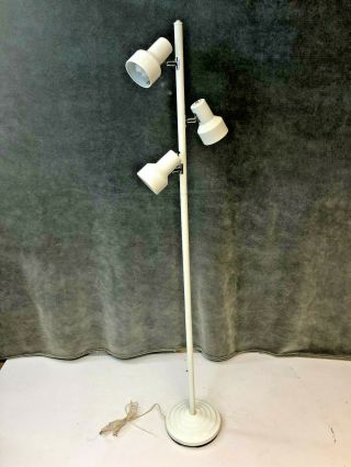 Mid Century Modern Pole Floor Lamp Light White Metal Vintage Retro 3 Cone 1970s